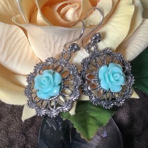 Vintage Style Silver Tone Fancy Dangling Fashion Earrings